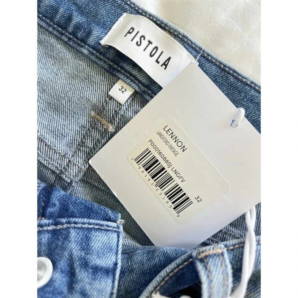 Sold‎ - Picture 10 of 11